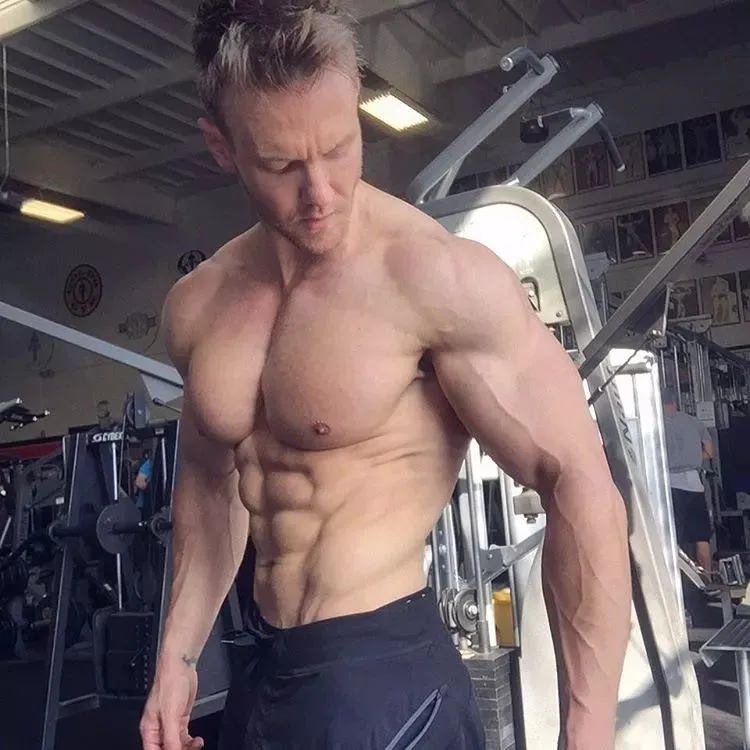 为什么我的篮球罚球总是不进?_2